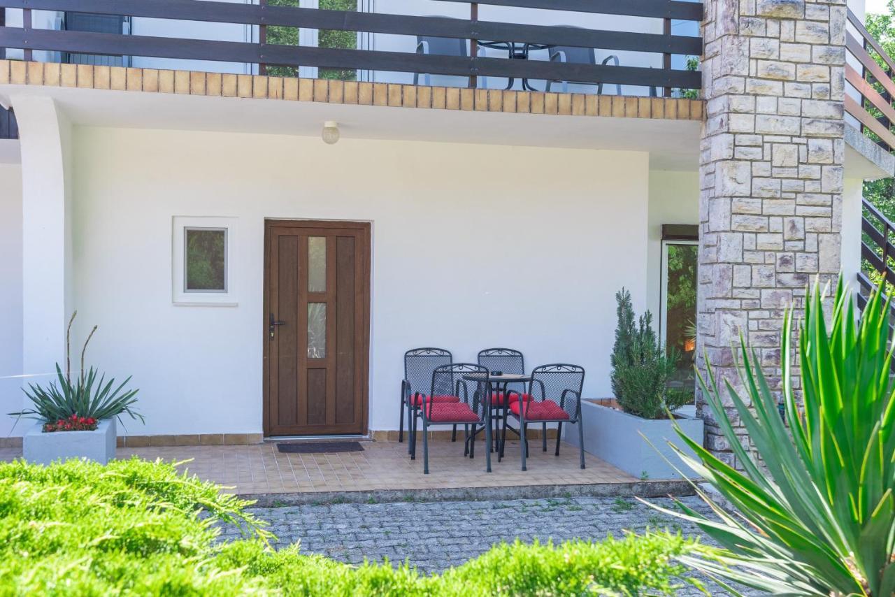 Apartments Villa Verde Novigrad Istria Dış mekan fotoğraf