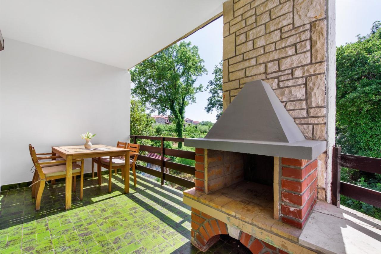 Apartments Villa Verde Novigrad Istria Dış mekan fotoğraf